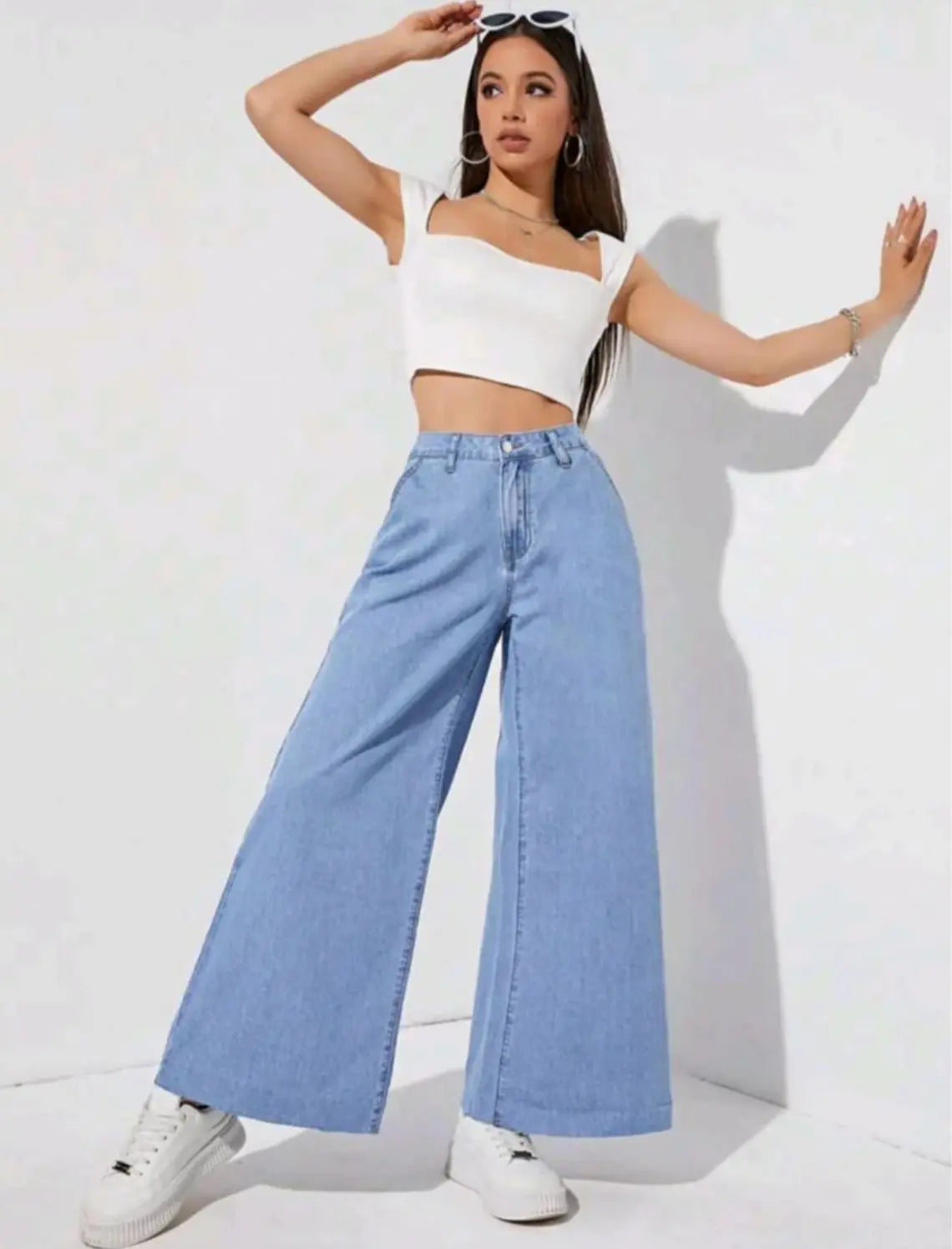 Wide-Leg Denim Jeans-Light Blue