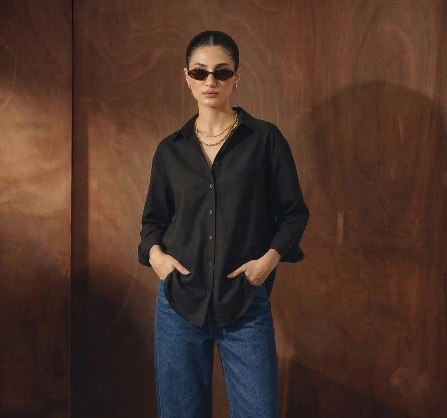 BLACK BUTTON DOWN SHIRT