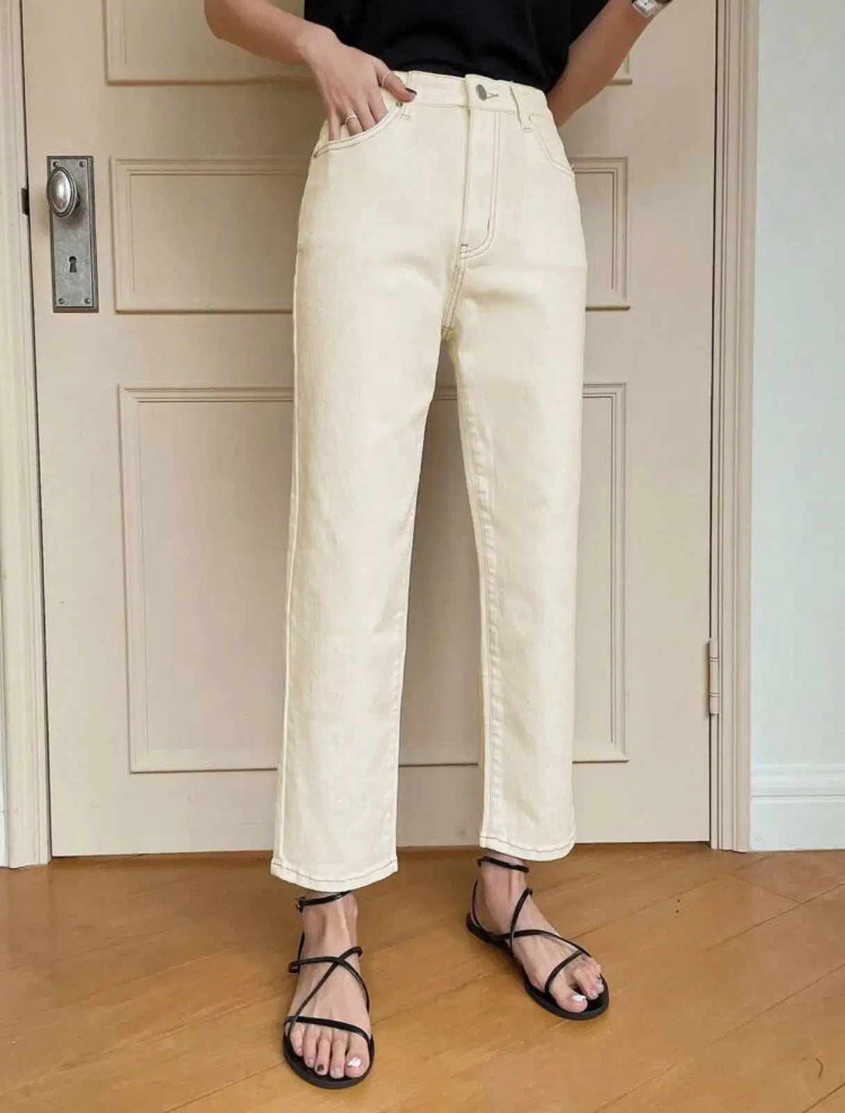 Straight-Leg Cream Jeans For Women's