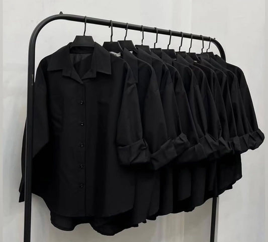 BLACK BUTTON DOWN SHIRT