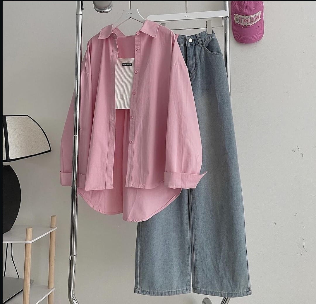 BUTTON DOWN SHIRT WITH WIDE LEG JEANS