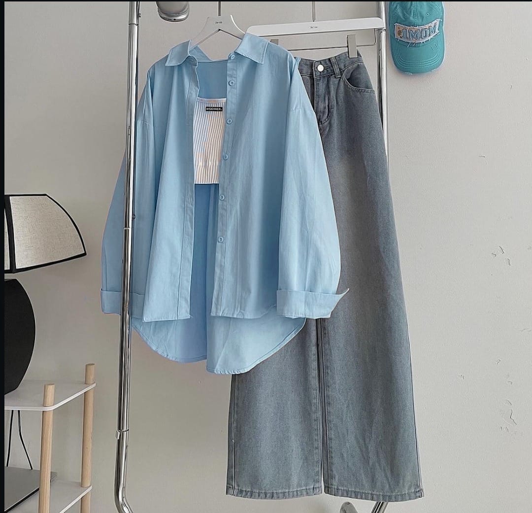 BUTTON DOWN SHIRT WITH WIDE LEG JEANS